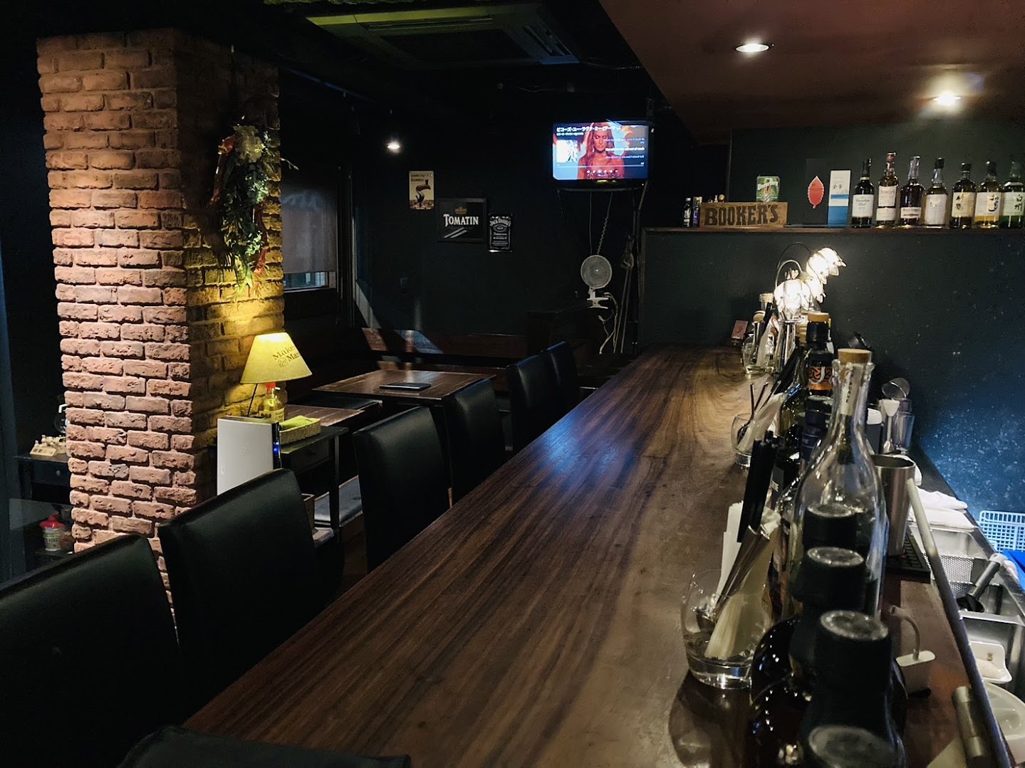 肥後橋店バーカウンター